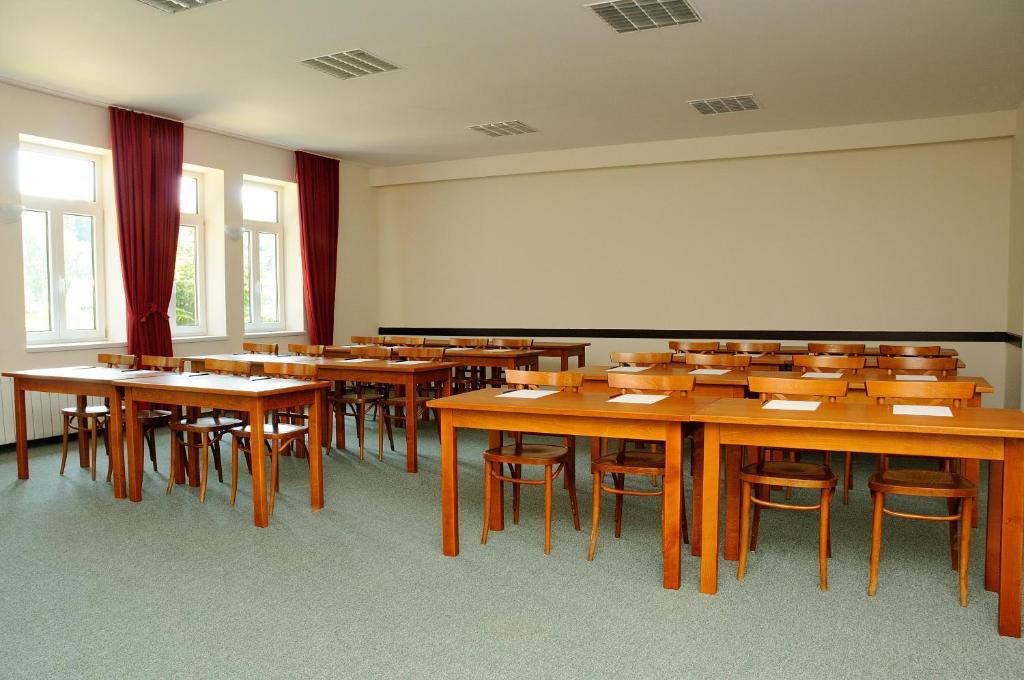 Hotel Leopold Račín מראה חיצוני תמונה